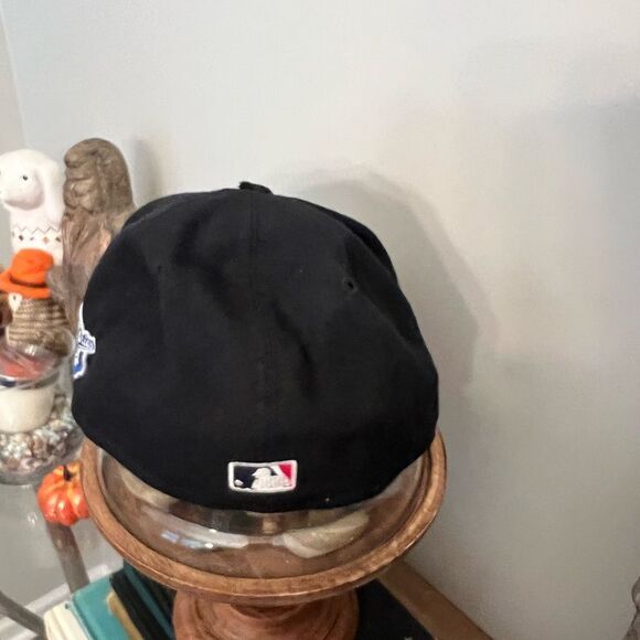 New Era New York Yankees 98 World Series MLB Authentic vintage fitted hat. 7 - Picture 3 of 7